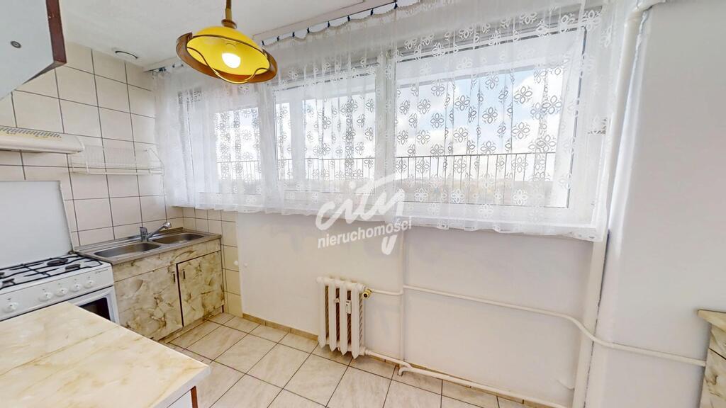 [3D] Kawalerka, duże okna na zachód, koło szpitala (4)