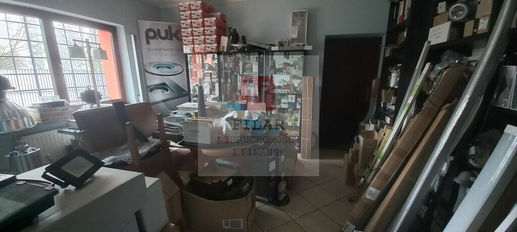 Wynajmę budynek biur-magazynowy z placem w centrum (5)