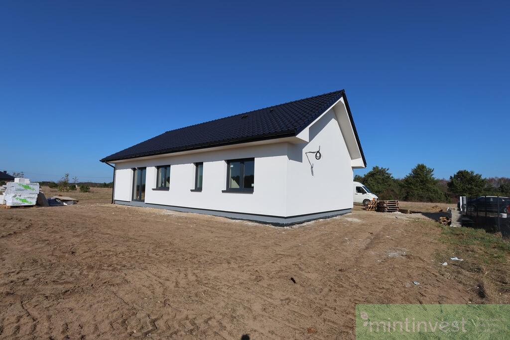 ATRAKCYJNY DOM PARTEROWY w STANIE DEWELOPERSKIM (1)