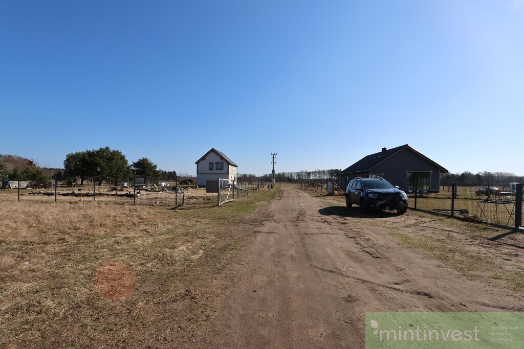 ATRAKCYJNY DOM PARTEROWY w STANIE DEWELOPERSKIM (8)