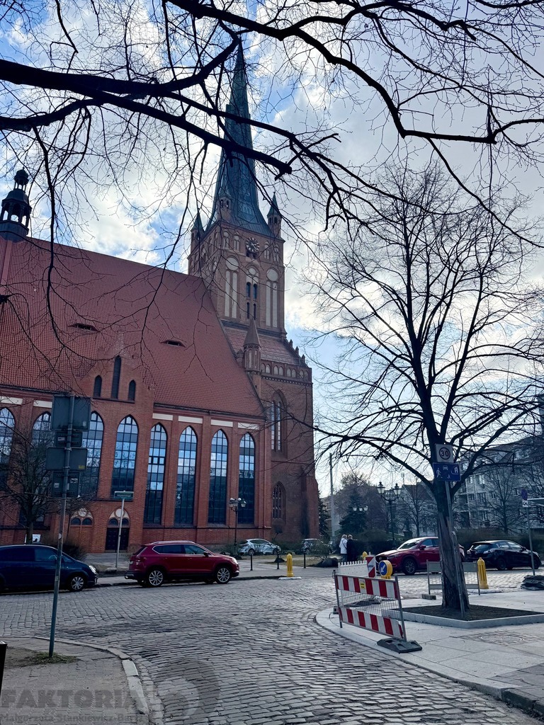 3 pokoje 60,5m2 IIp. Stare Miasto (28)
