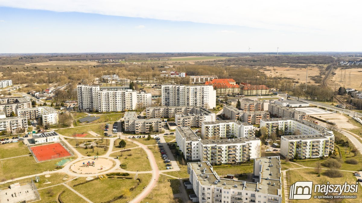 KOŁOBRZEG-PRZESTRONNE MIESZKANIE 3pok.1km OD PLAŻY (14)