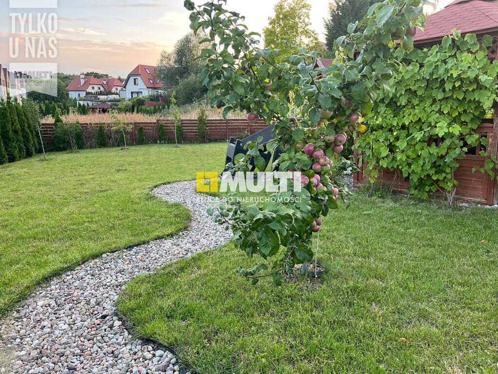 4 pok 2 poziomy taras,ogród, piwnica i garaż (16)