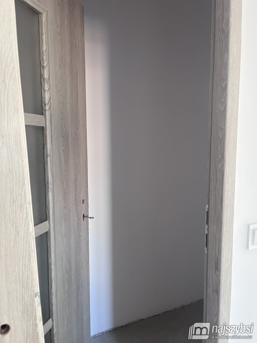 Batowo- dom wolnostojący z garażem (5)