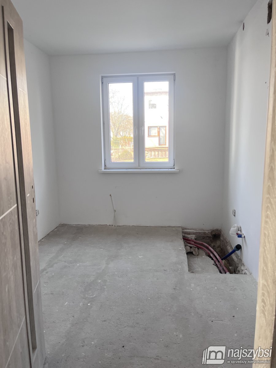 Batowo- dom wolnostojący z garażem (6)