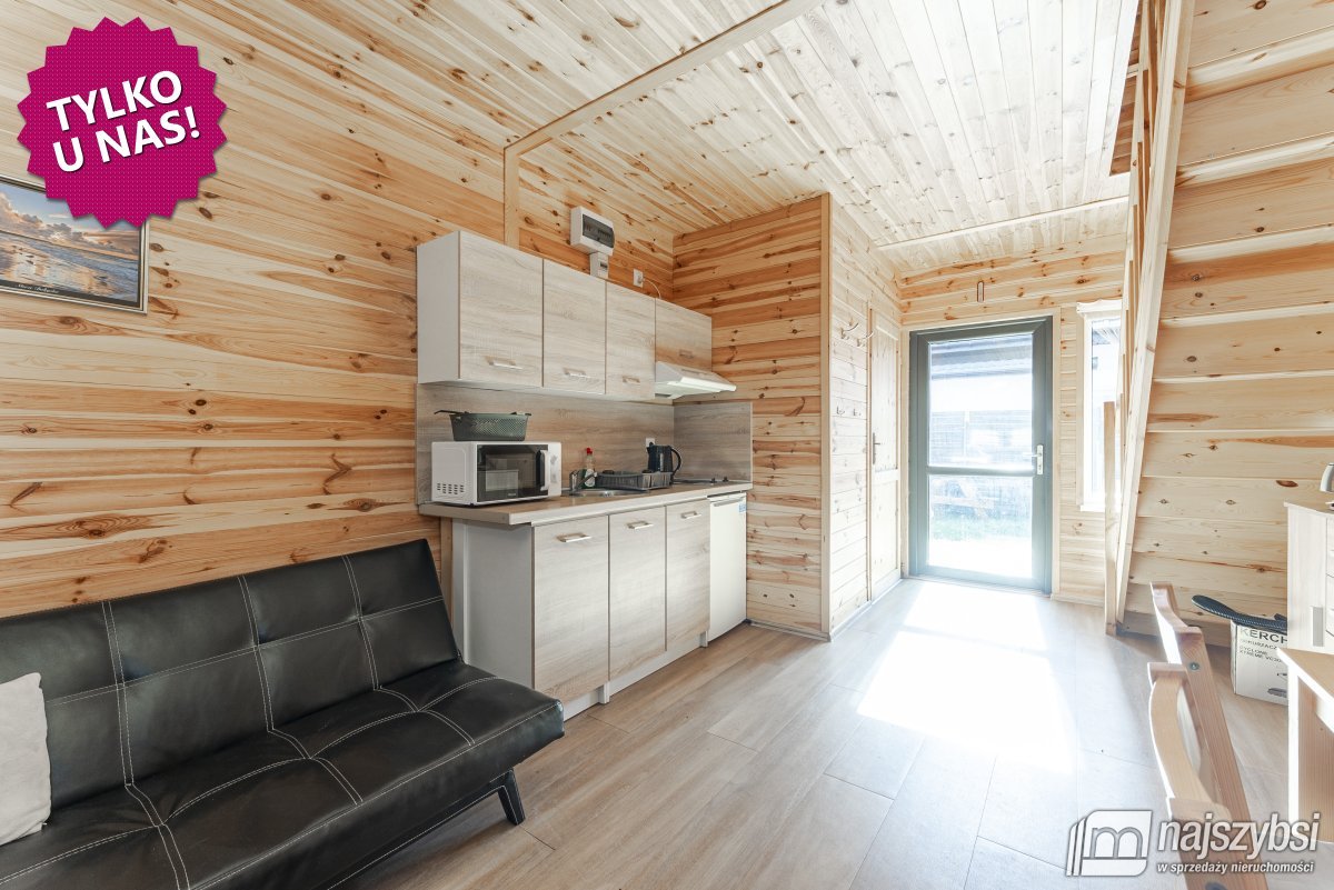 USTRONIE MORSKIE-DOMEK Z OGRÓDKIEM 500m OD PLAŻY ! (1)