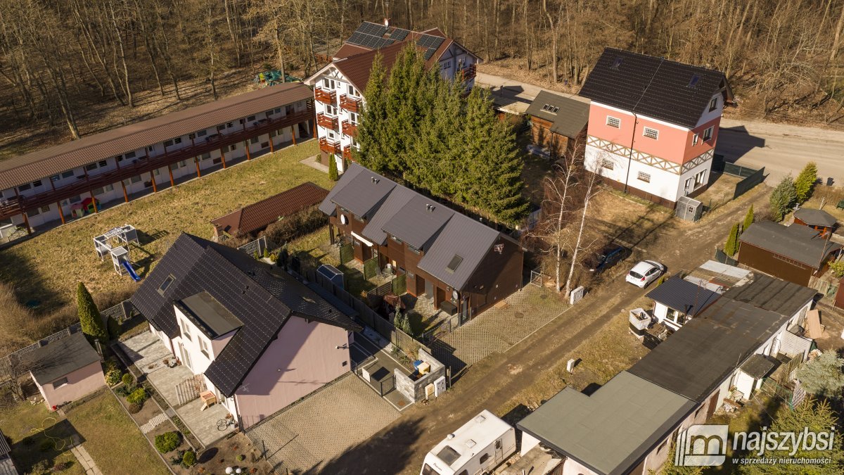 USTRONIE MORSKIE-DOMEK Z OGRÓDKIEM 500m OD PLAŻY ! (19)