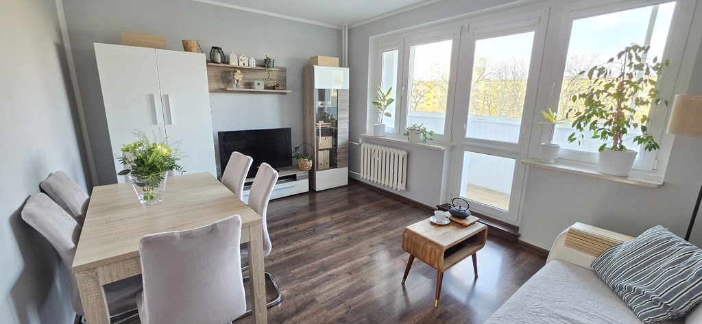 Przytulne, słoneczne 3 pokoje na I piętrze (1)