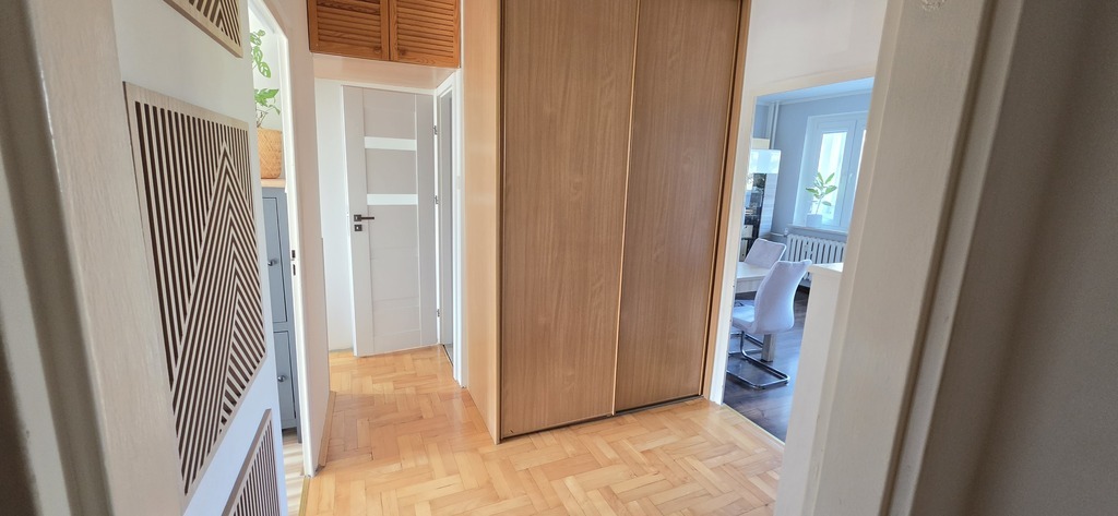 Przytulne, słoneczne 3 pokoje na I piętrze (11)