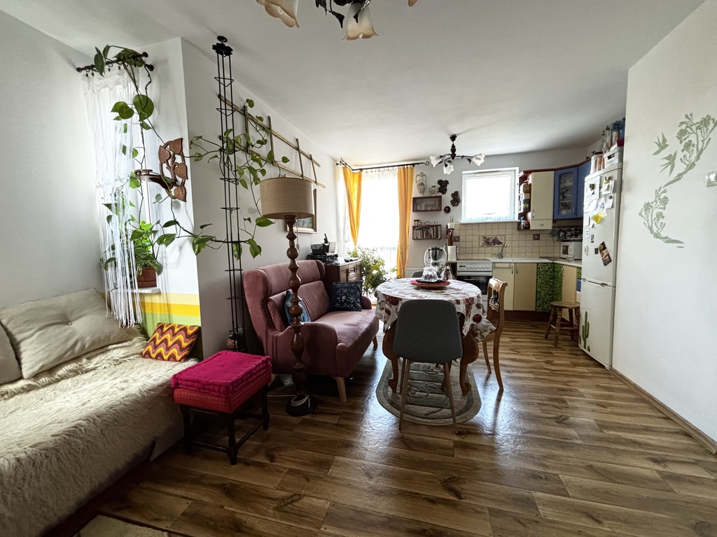 Mieszkania 2 pokoje, II piętro z balkonem Police (2)