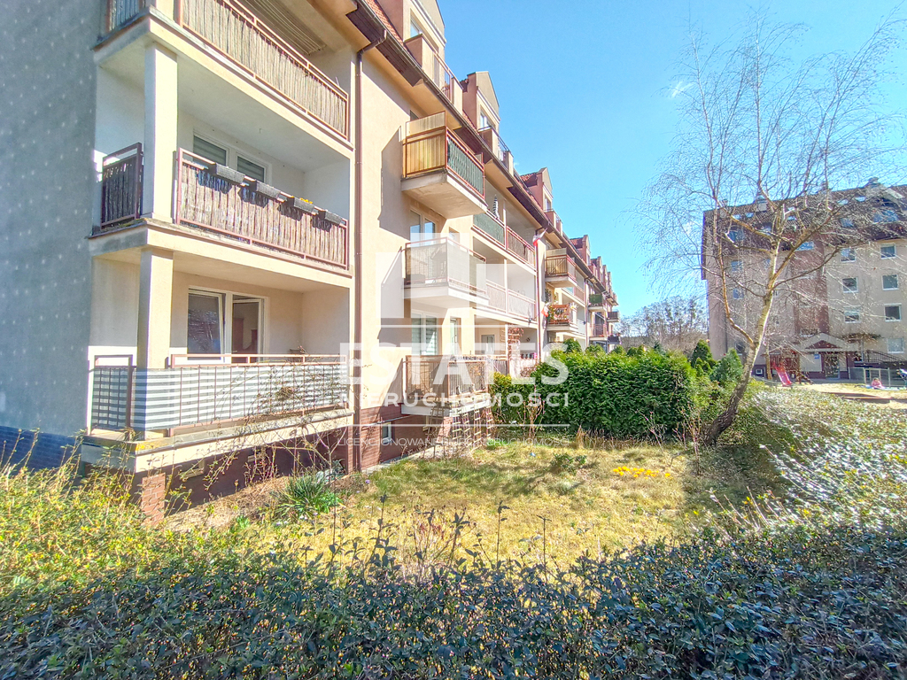 2 pokoje w Kijewie z balkonem wysoki parter ! (1)