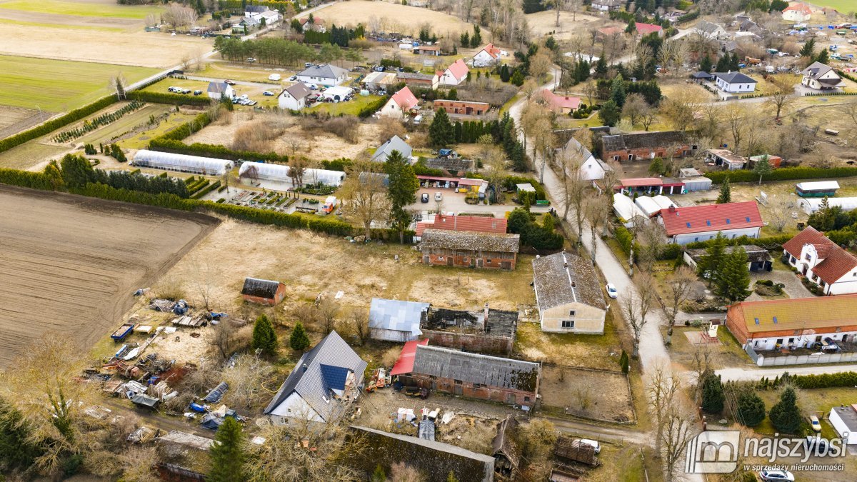 CEWLINO K.KOSZALINA - stare gospodarstwo  3716 m2  (16)
