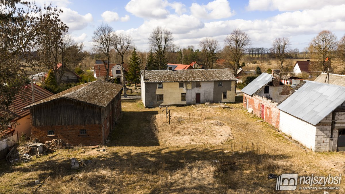 CEWLINO K.KOSZALINA - stare gospodarstwo  3716 m2  (2)