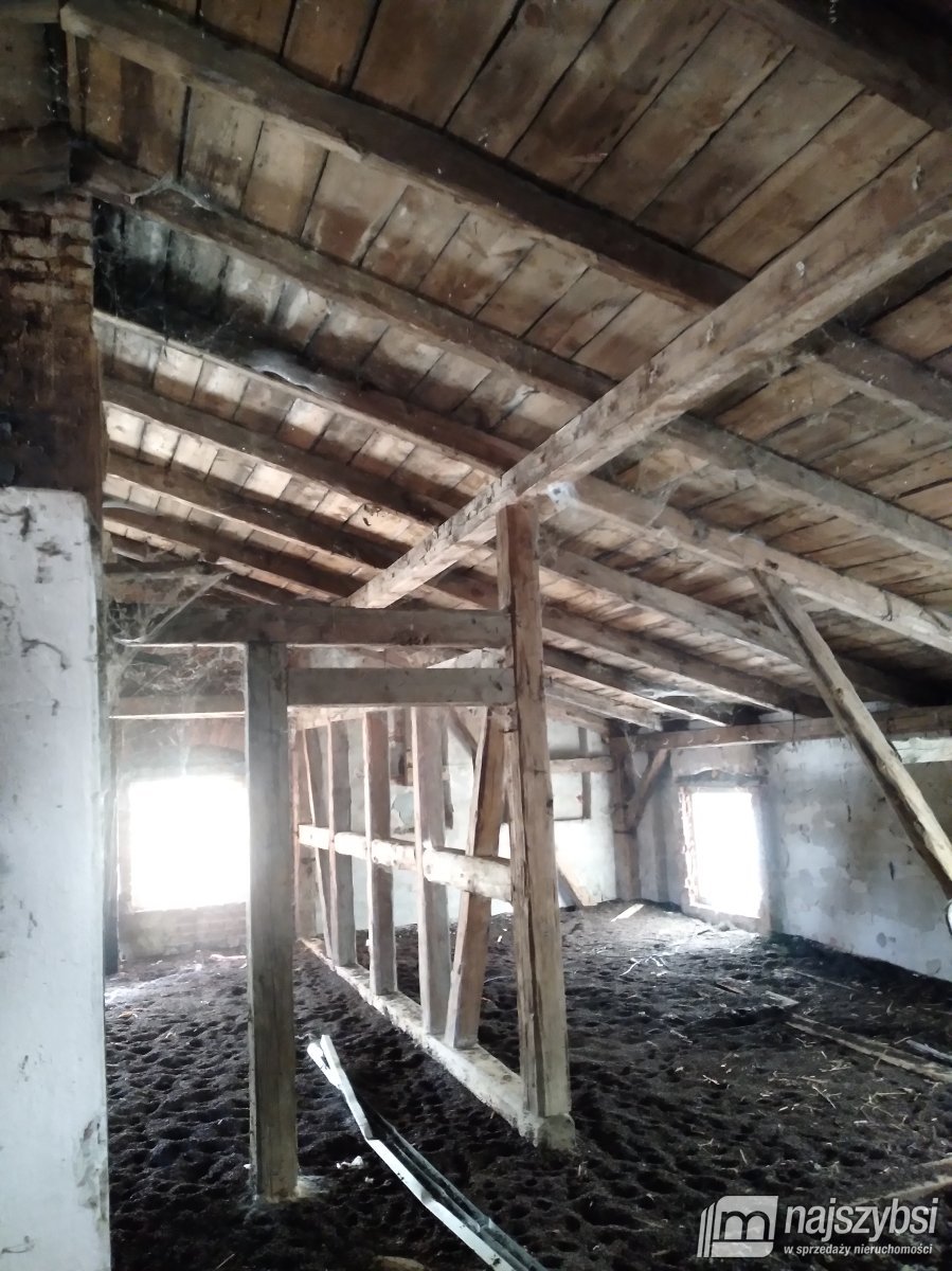 CEWLINO K.KOSZALINA - stare gospodarstwo  3716 m2  (21)