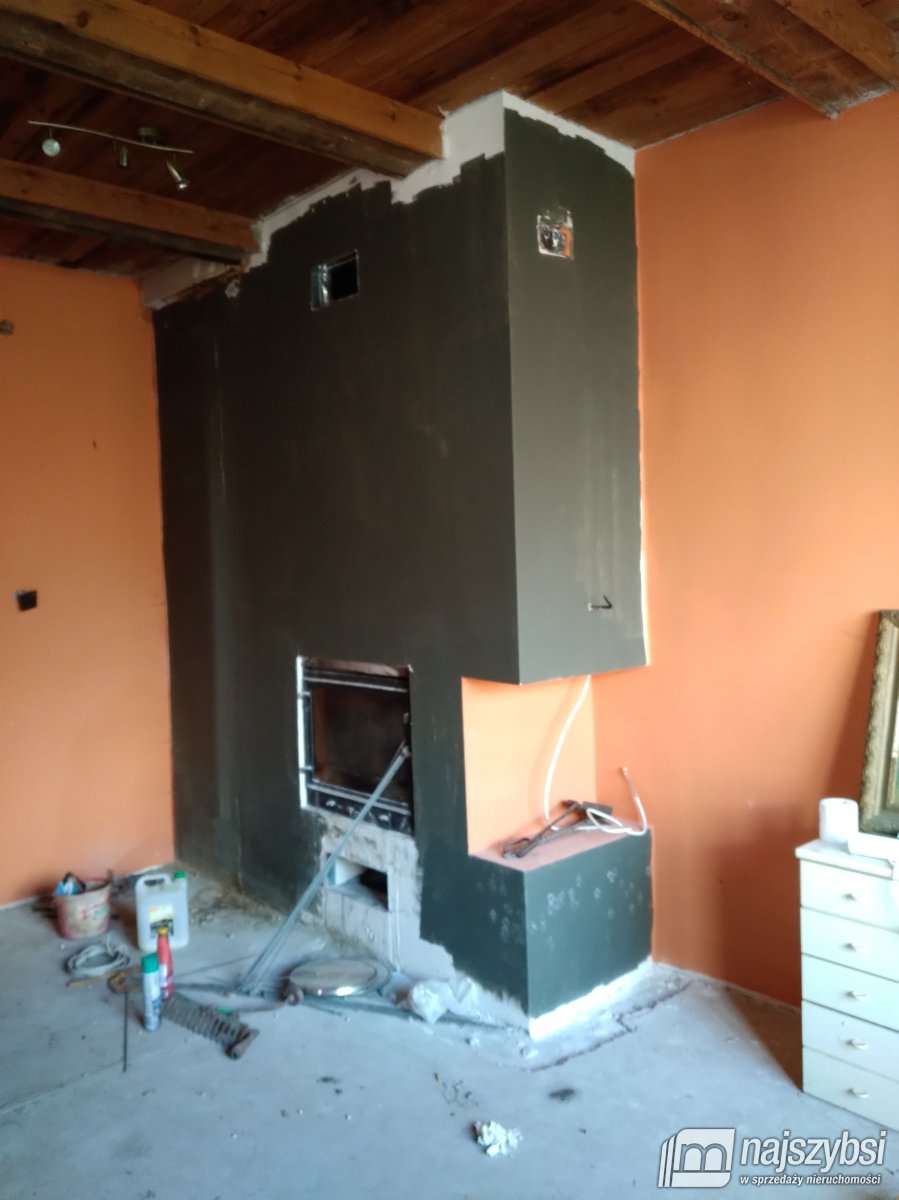 CEWLINO K.KOSZALINA - stare gospodarstwo  3716 m2  (25)