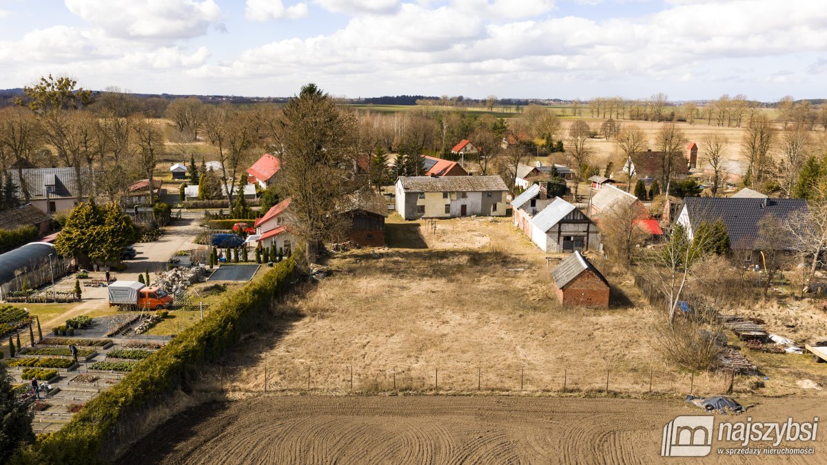 CEWLINO K.KOSZALINA - stare gospodarstwo  3716 m2  (3)
