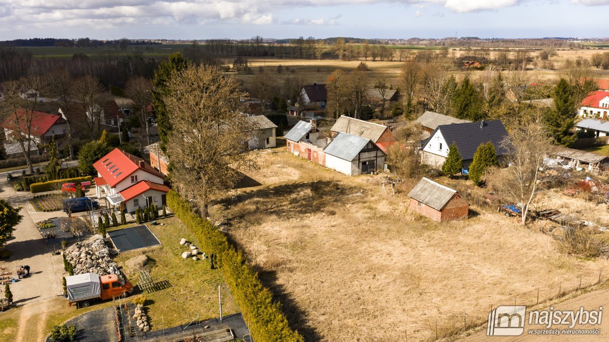 CEWLINO K.KOSZALINA - stare gospodarstwo  3716 m2  (8)