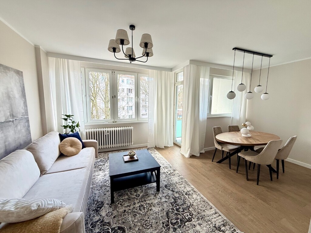 Stare  miasto! 3 pokoje, po remoncie! (1)