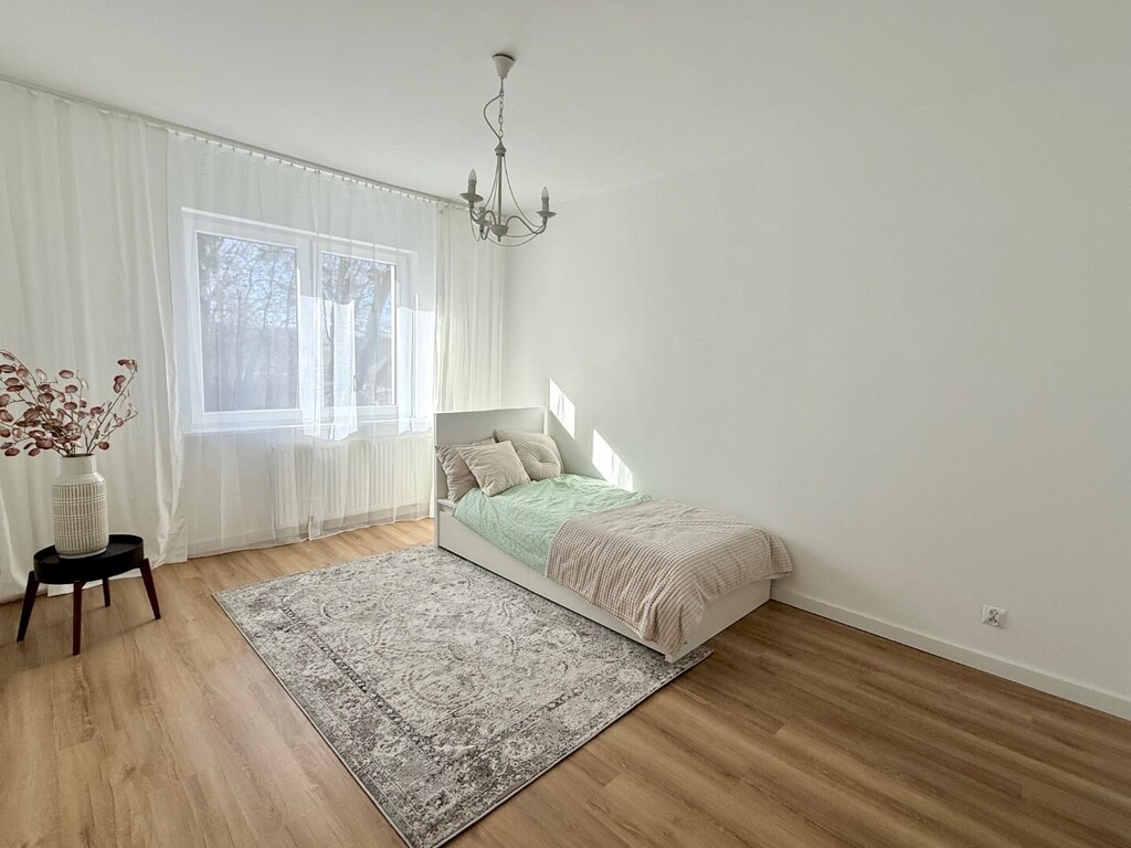 4-pokojowe mieszkanie  po remoncie! (6)