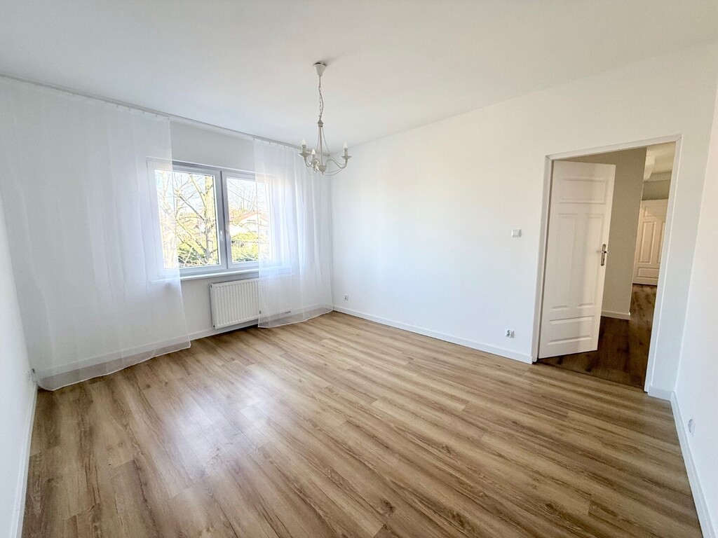 4-pokojowe mieszkanie  po remoncie! (8)