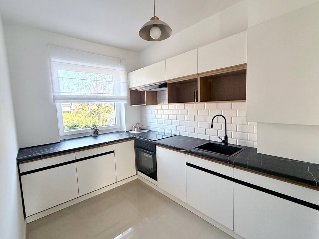 4-pokojowe mieszkanie  po remoncie! (2)