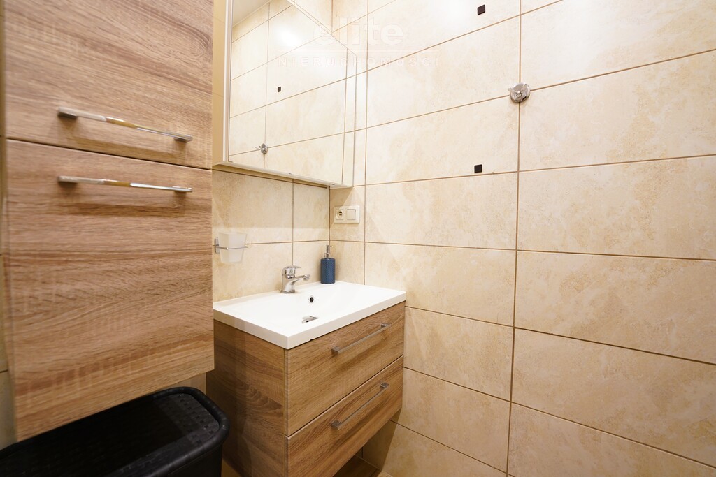 os. Reda, 2 pok. z balkonem, 49 m2. spół. wł. (9)