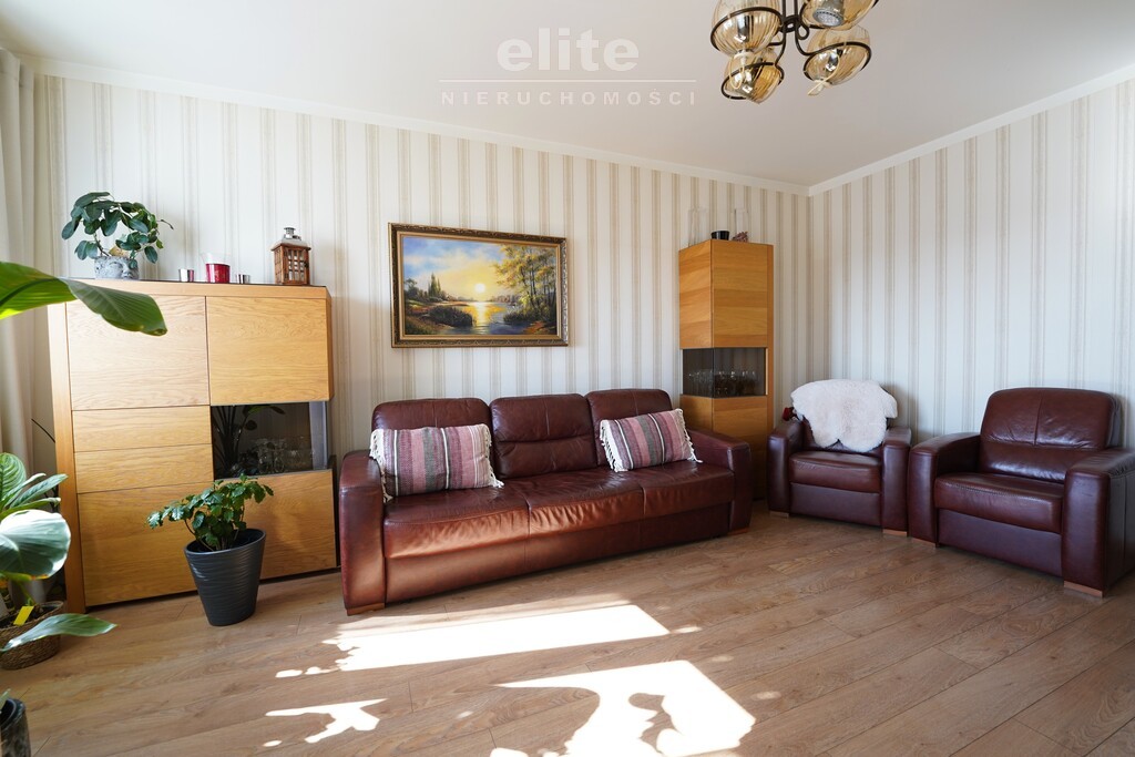 os. Ks. Pomorskich, 3 pok. + balkon, spół. własn. (1)