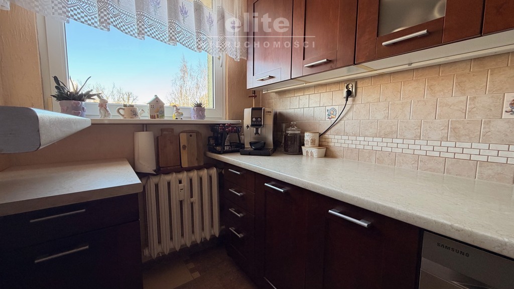 os. Ks. Pomorskich, 3 pok. + balkon, spół. własn. (7)