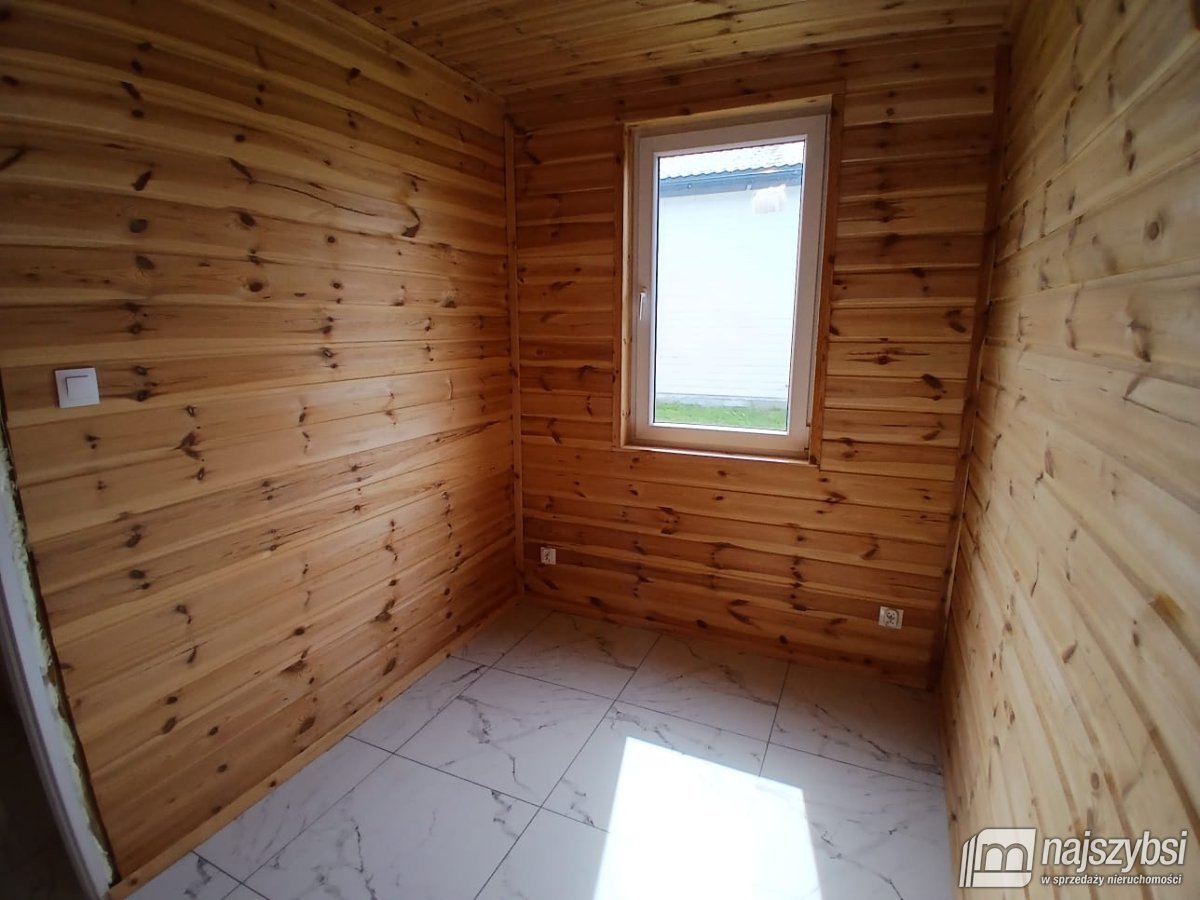 Jezierzany- kompleks domków nad morzem (4)