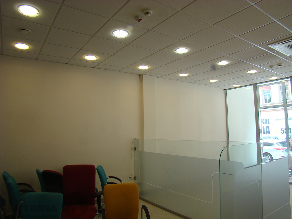 Centrum lokal 280 m2, PARTER, witryny (5)