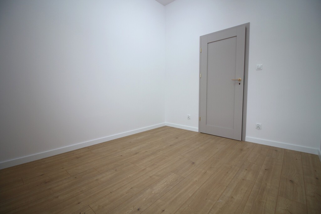 Mieszkanie w szeregowcu. (6)