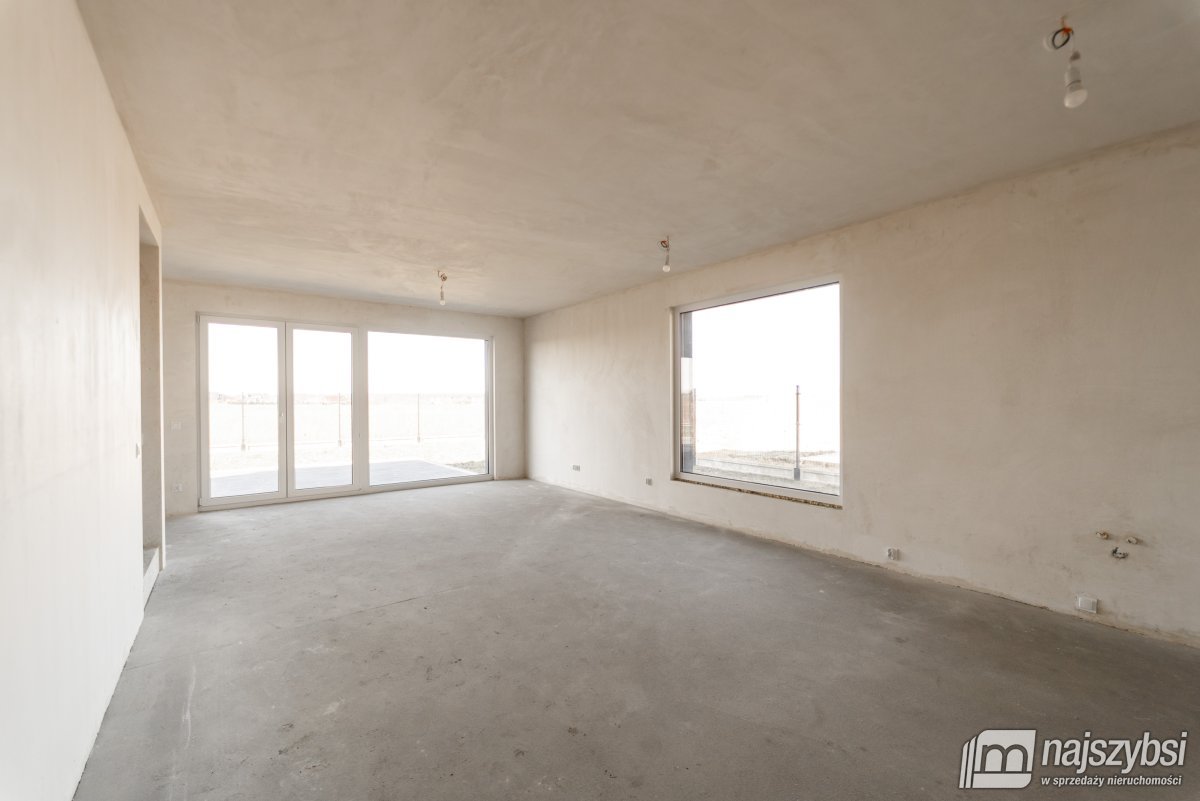 GRZĘDZICE- dom w zabudowie bliźniaczej 100m2 (2)