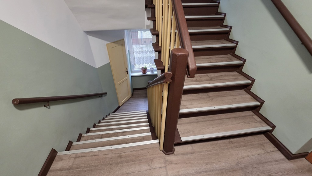 Odrestaurowana kamienica, 2 pok. I piętro (5)