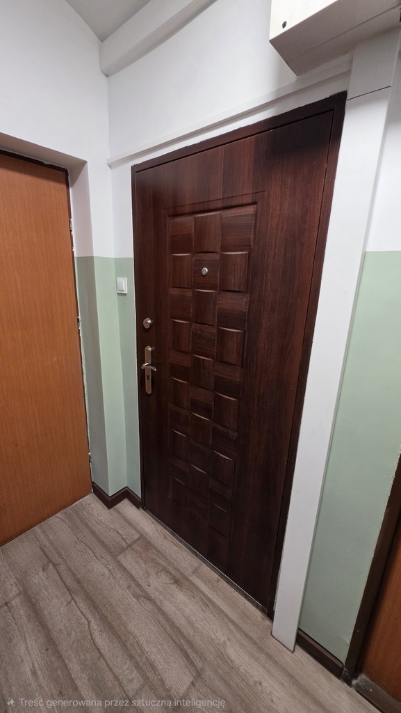 Odrestaurowana kamienica, 2 pok. I piętro (19)