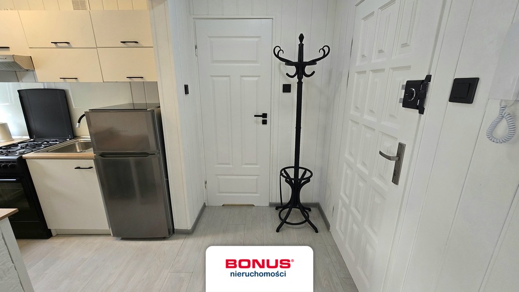 Centrum! Duża kawalerka z balkonem i parkingiem. (6)