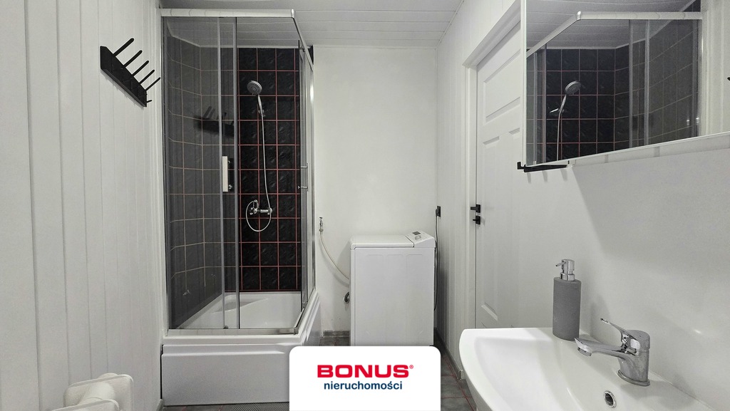 Centrum! Duża kawalerka z balkonem i parkingiem. (8)