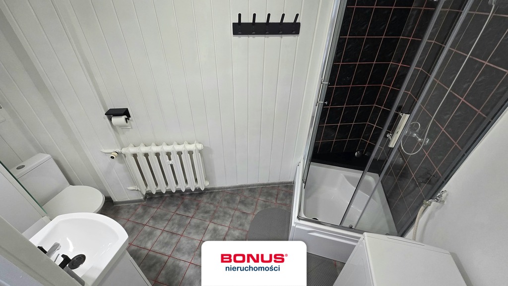 Centrum! Duża kawalerka z balkonem i parkingiem. (9)