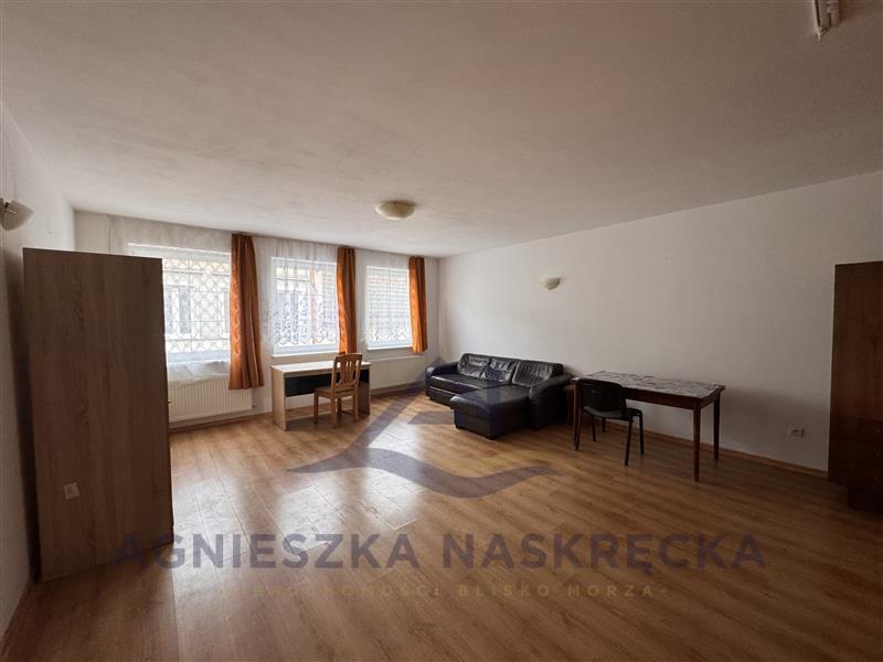 Bezczynszowe 2-poziomowe o pow. 117,30m2 w Darłowi (3)