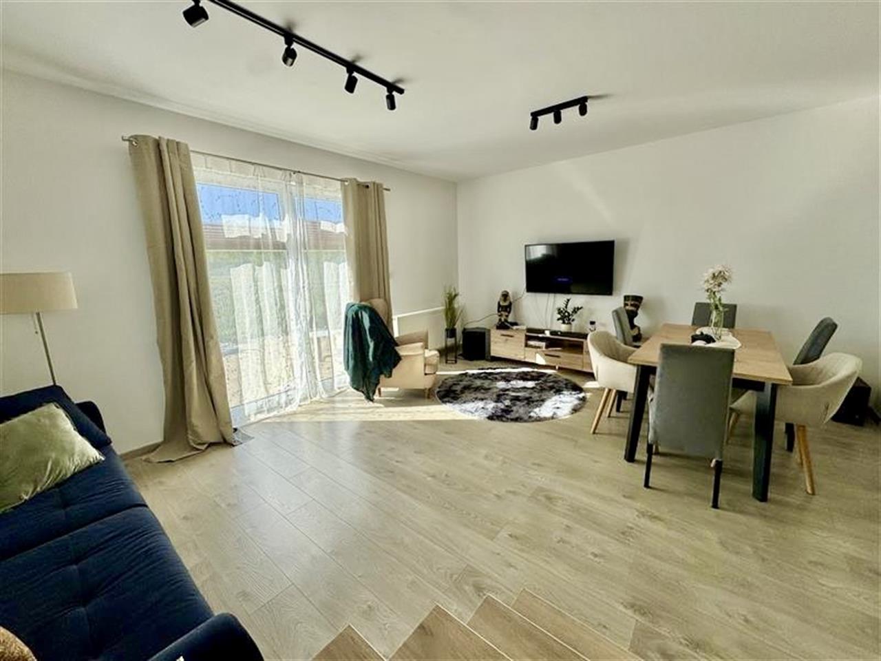 Dom bliźniak, Niekłonice, 765.000 zł (1)