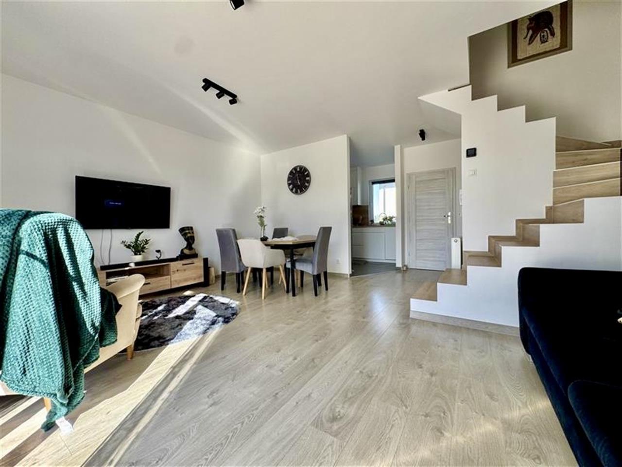 Dom bliźniak, Niekłonice, 765.000 zł (4)