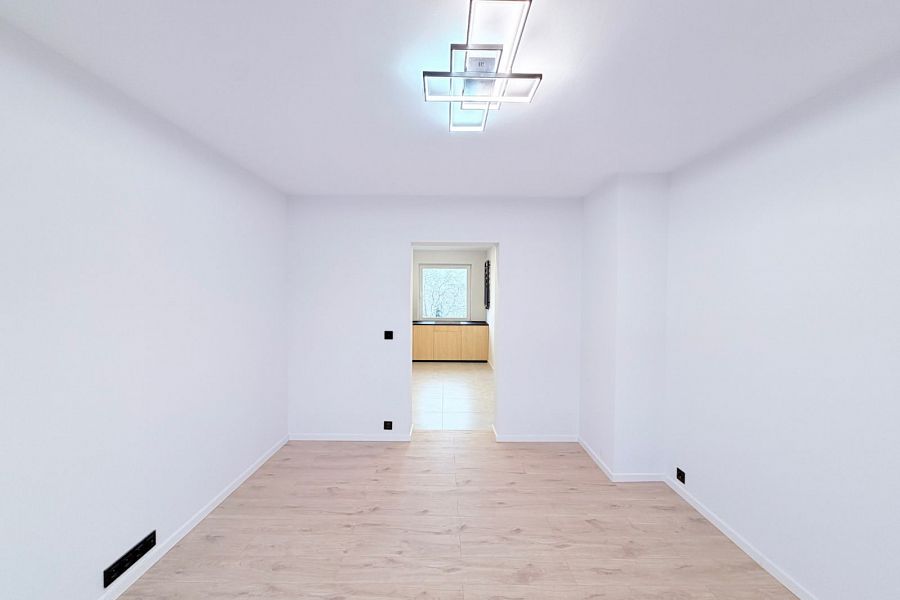 3 POKOJE PO GENERALNYM REMONCIE!!! POGODNO, spółdzielcze-własnościowe! (11)