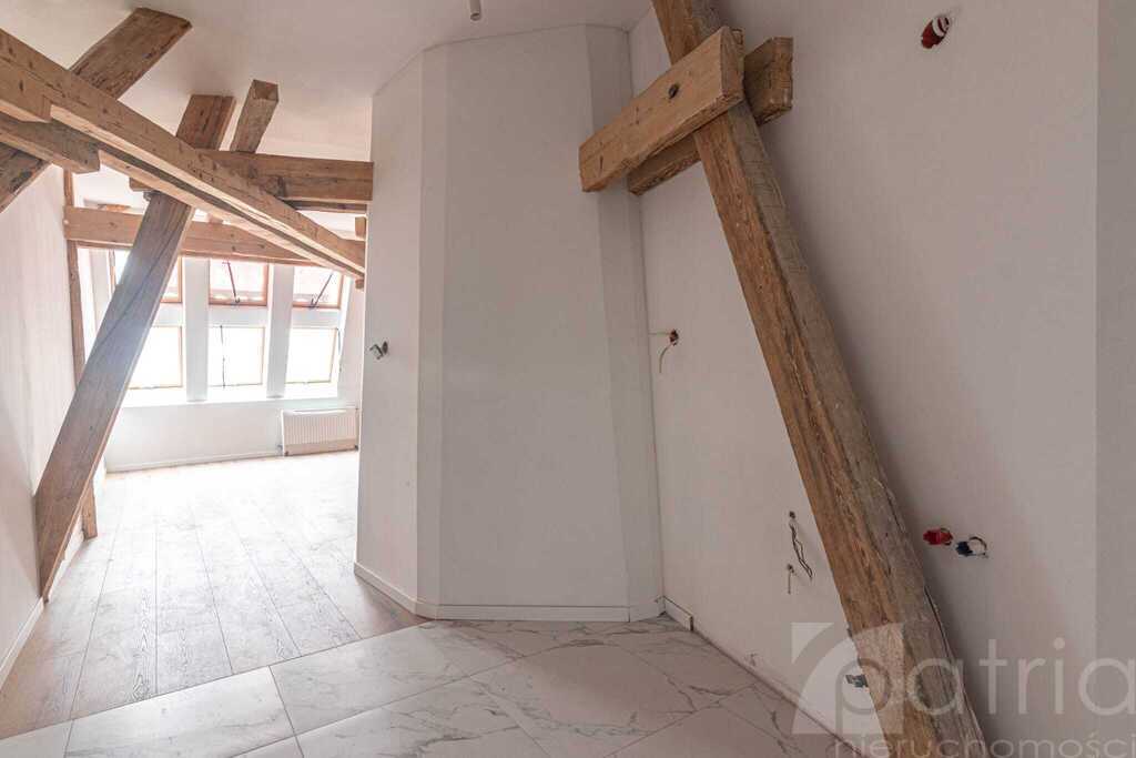 Klimatyczne 3 pokojowe w ścisłym centrum (3)