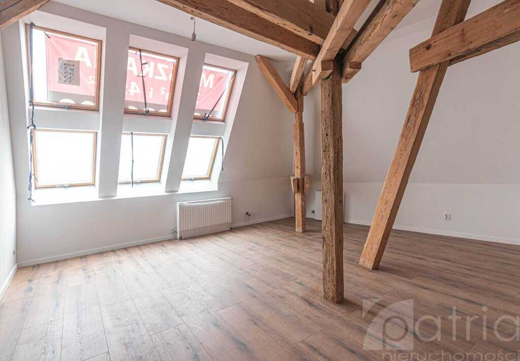 Klimatyczne 3 pokojowe w ścisłym centrum (1)