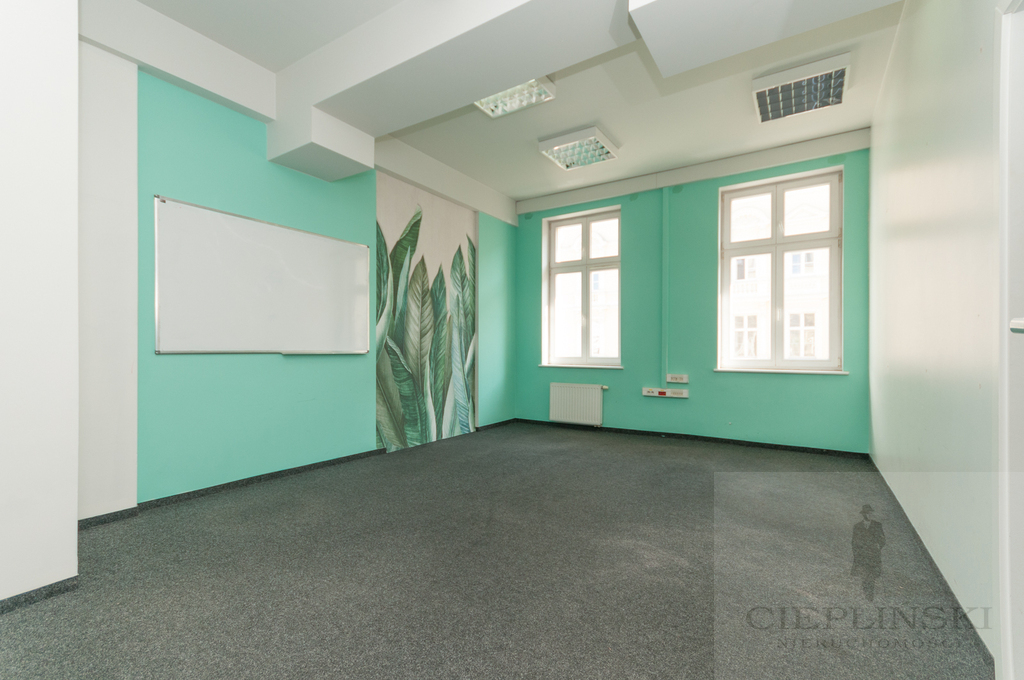 lokal biurowy przy Deptaku Bogusława (1)
