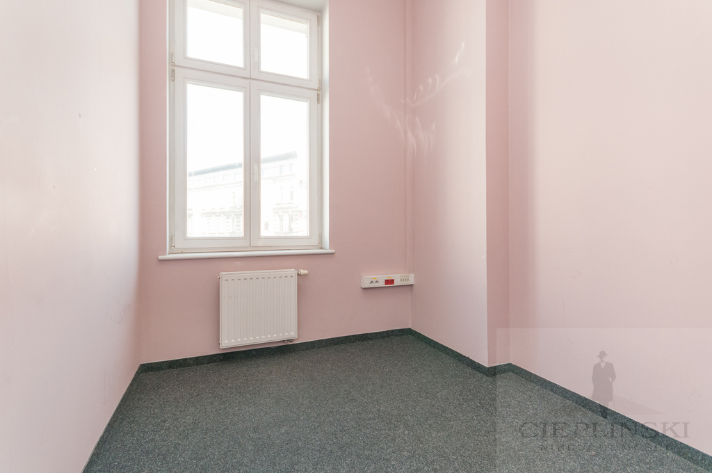 lokal biurowy przy Deptaku Bogusława (9)