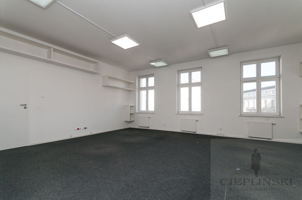 lokal biurowy przy Deptaku Bogusława (4)