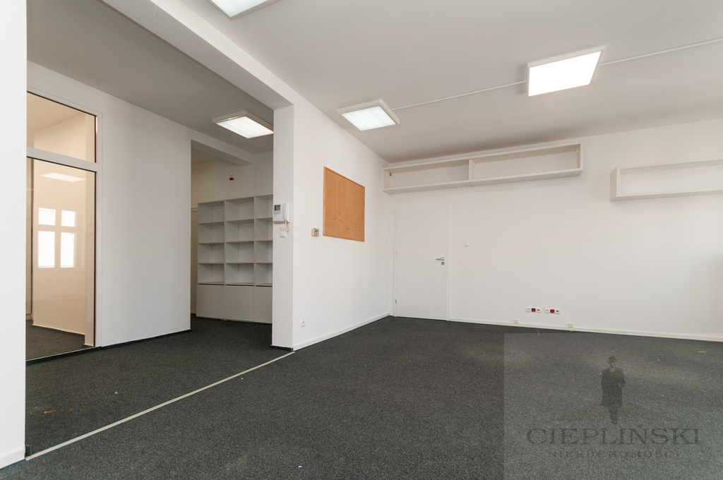 lokal biurowy przy Deptaku Bogusława (2)