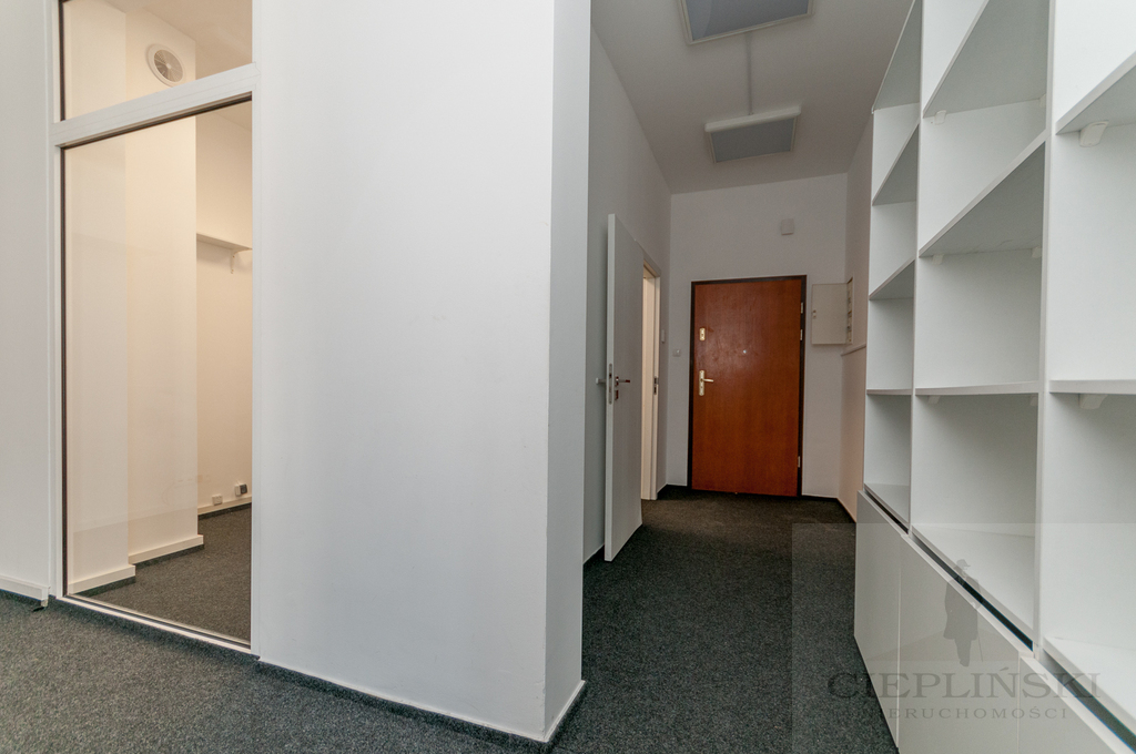 lokal biurowy przy Deptaku Bogusława (9)