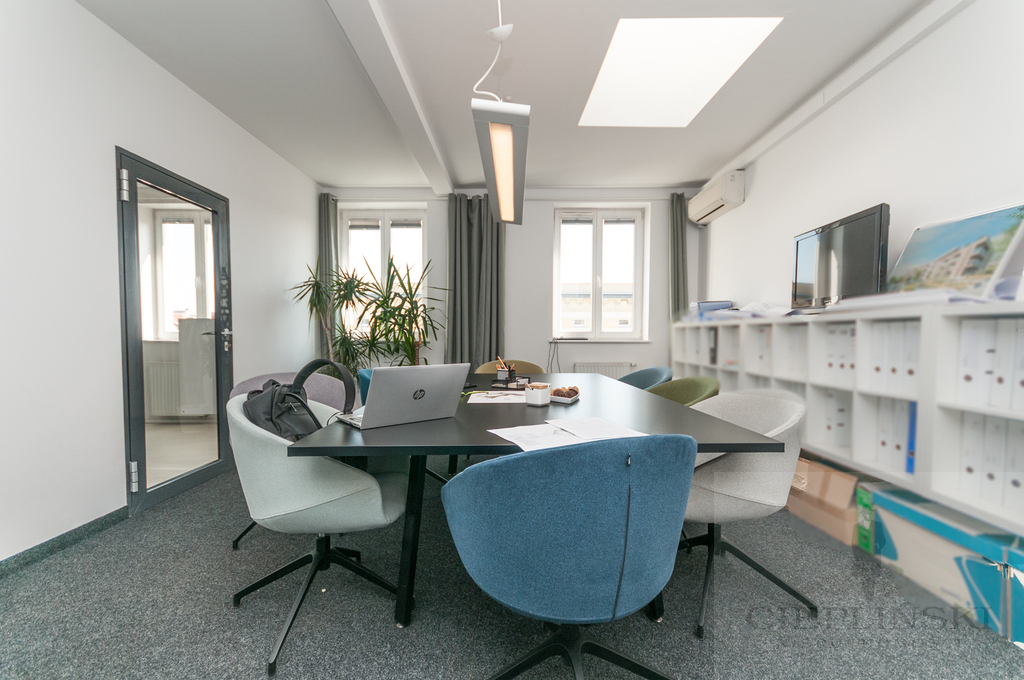 lokal biurowy przy Deptaku Bogusława (4)