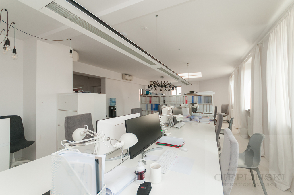 lokal biurowy przy Deptaku Bogusława (1)